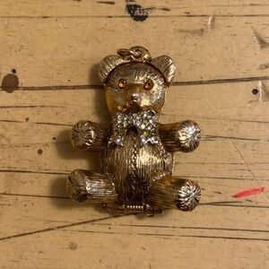 Vintage 1970s Max Factor Perfume Teddy Bear Pendant Compact.